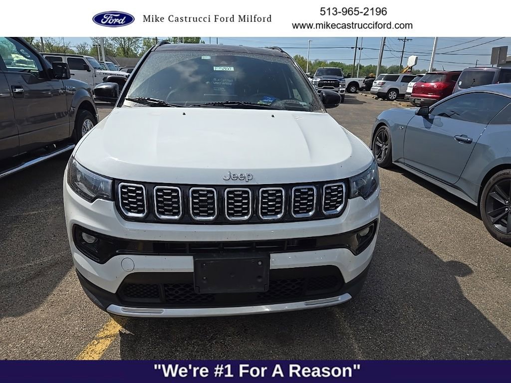 Used 2024 Jeep Compass Limited image 2