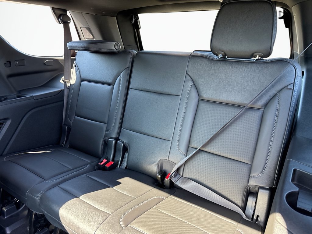 Used 2024 GMC Yukon Denali AWD/4WD image 21