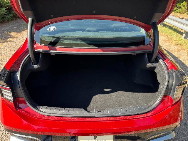 Used 2025 Hyundai Sonata SEL FWD image 7