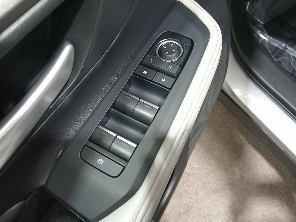 Used 2025 Toyota Grand Highlander AWD image 21