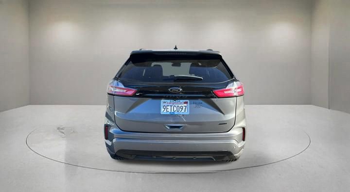 Certified 2022 Ford Edge SE w/ Black Appearance Package AWD/4WD image 2