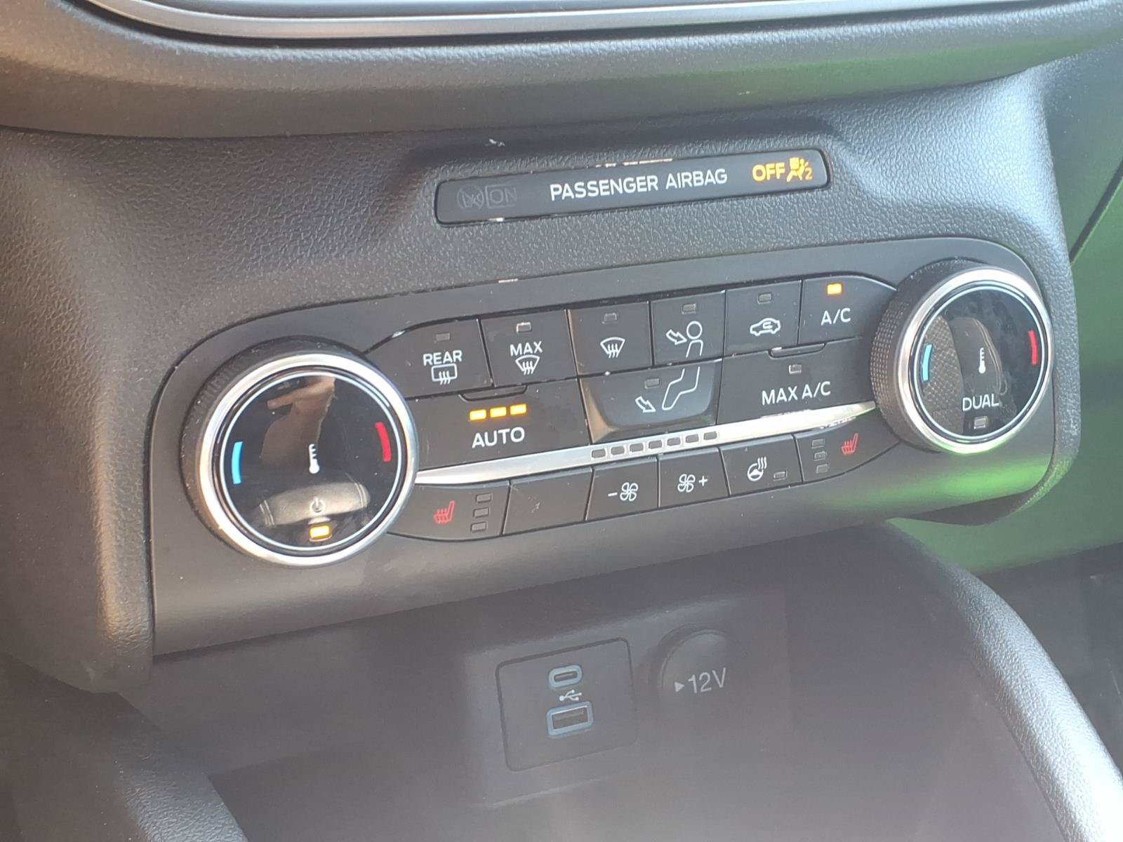 Certified 2023 Ford Escape Active AWD/4WD image 9