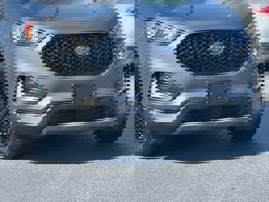 Certified 2023 Ford Edge SEL image 6