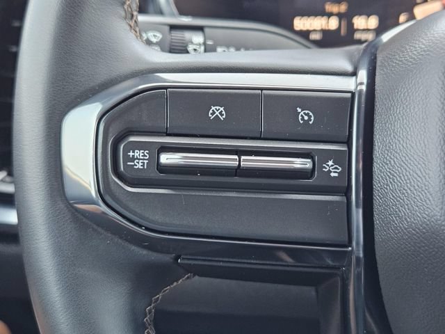 Used 2024 GMC Canyon AT4 w/ Technology Package AWD/4WD image 35