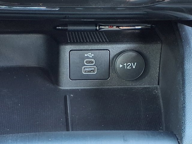 Certified 2024 Ford Escape ST-Line w/ Tech Pack #1 AWD/4WD image 13