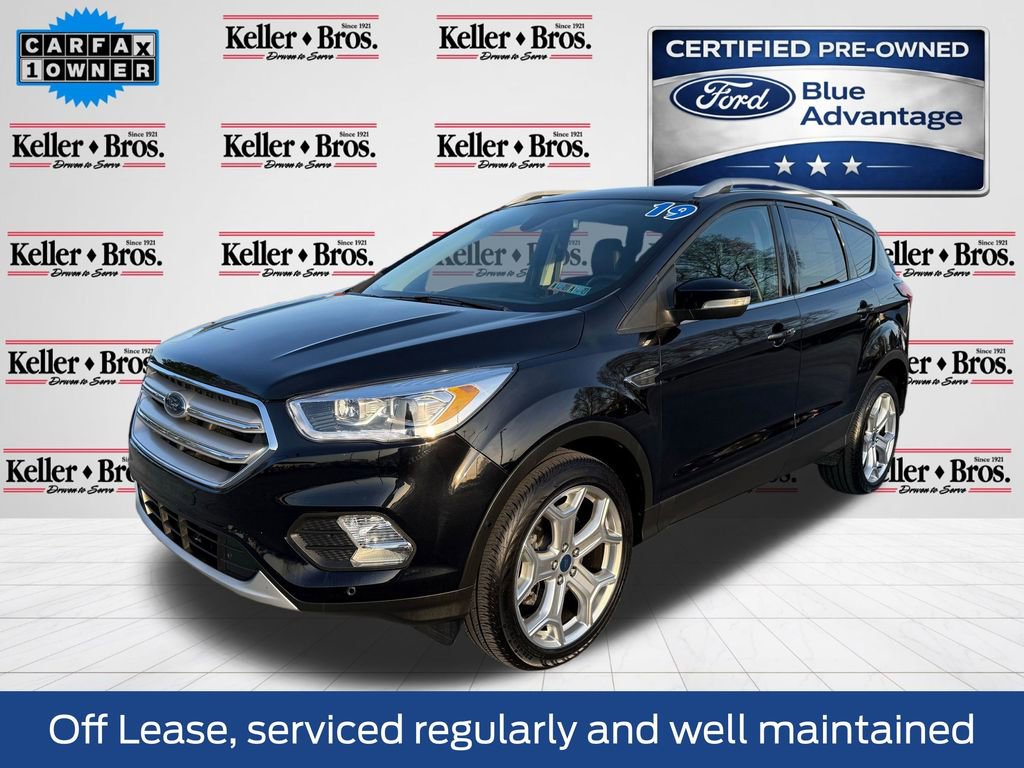 Certified 2019 Ford Escape Titanium AWD/4WD image 3