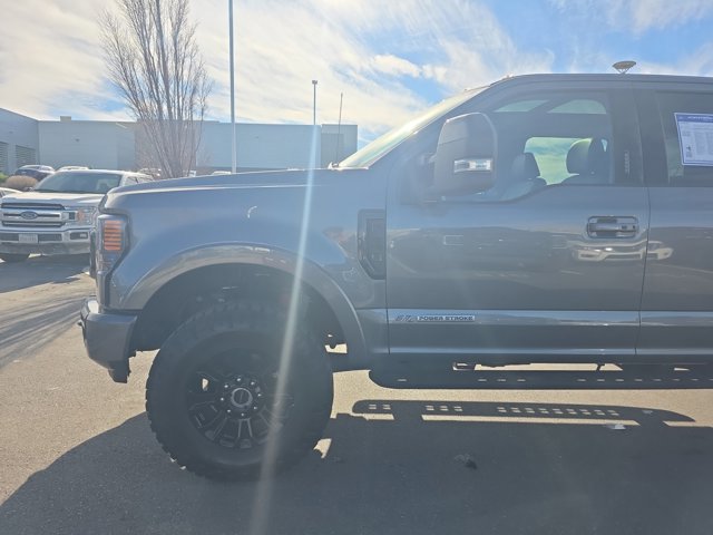 Certified 2022 Ford F350 Lariat w/ Tremor Off-Road Package image 10