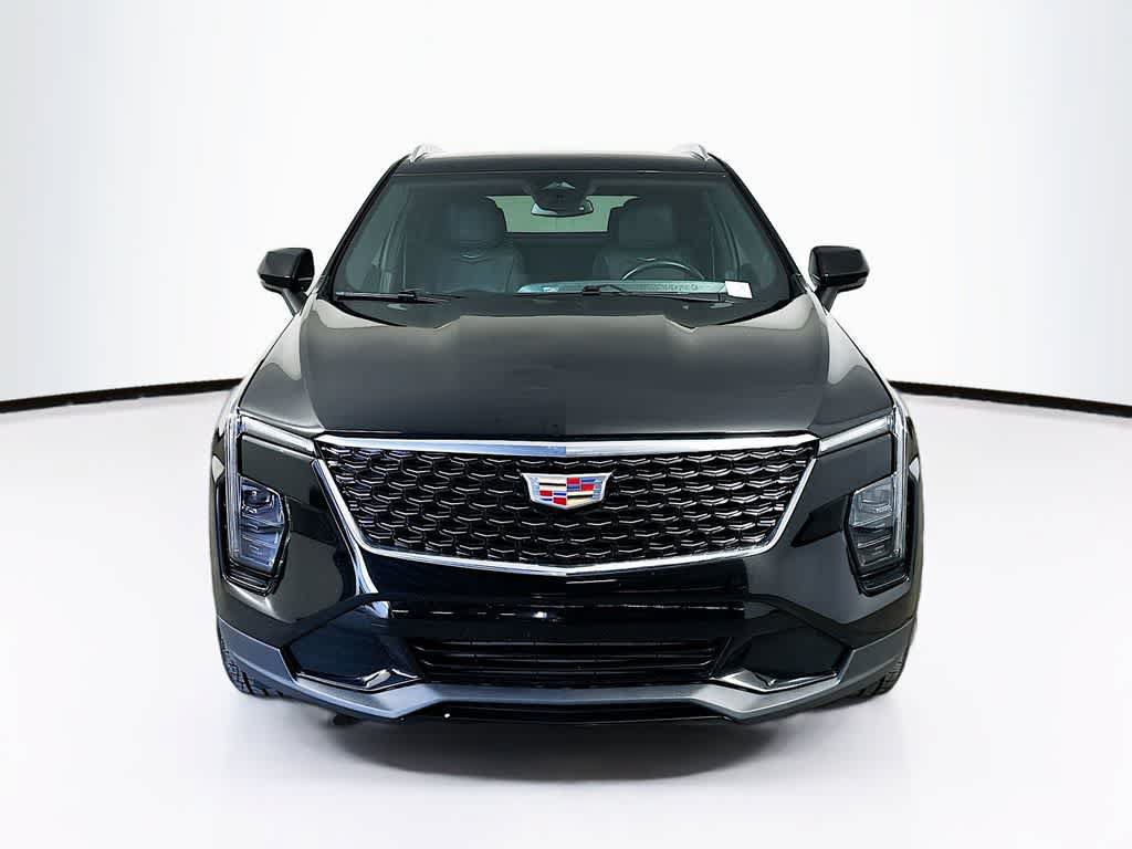 Used 2024 Cadillac XT4 Premium Luxury FWD image 6
