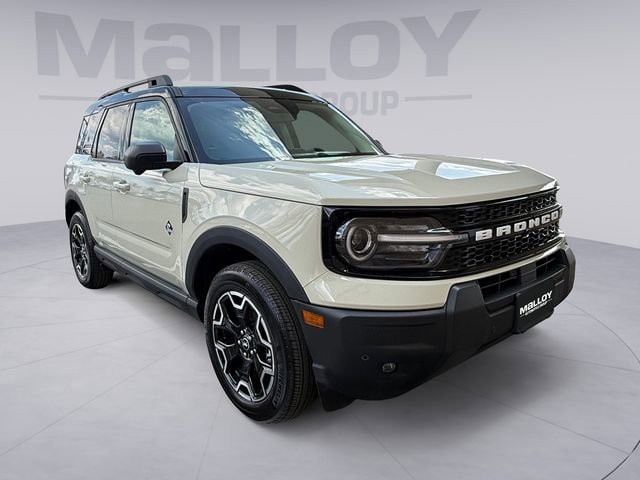 Certified 2025 Ford Bronco Sport Outer Banks w/ Outer Banks Tech Package+ AWD/4WD image 7