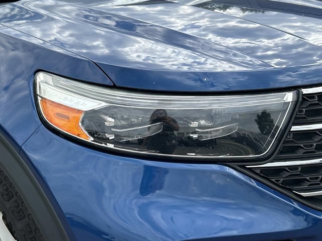 Certified 2022 Ford Explorer XLT w/ Equipment Group 202A RWD image 4