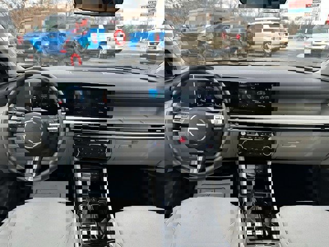 Used 2025 Hyundai Tucson SEL image 22