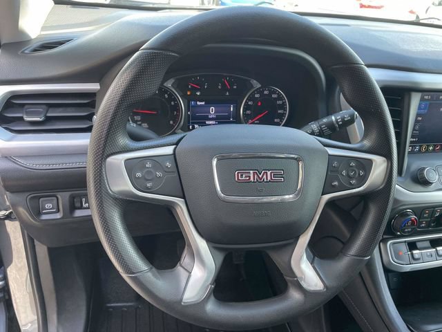 Used 2022 GMC Acadia SLE w/ Driver Convenience Package FWD image 19