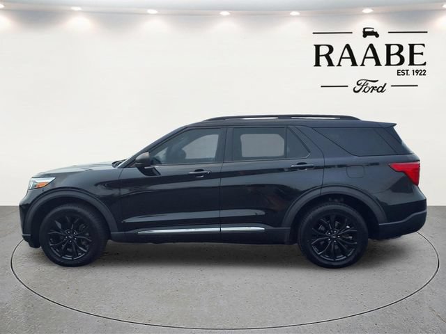 Certified 2020 Ford Explorer XLT w/ Equipment Group 202A AWD/4WD image 4