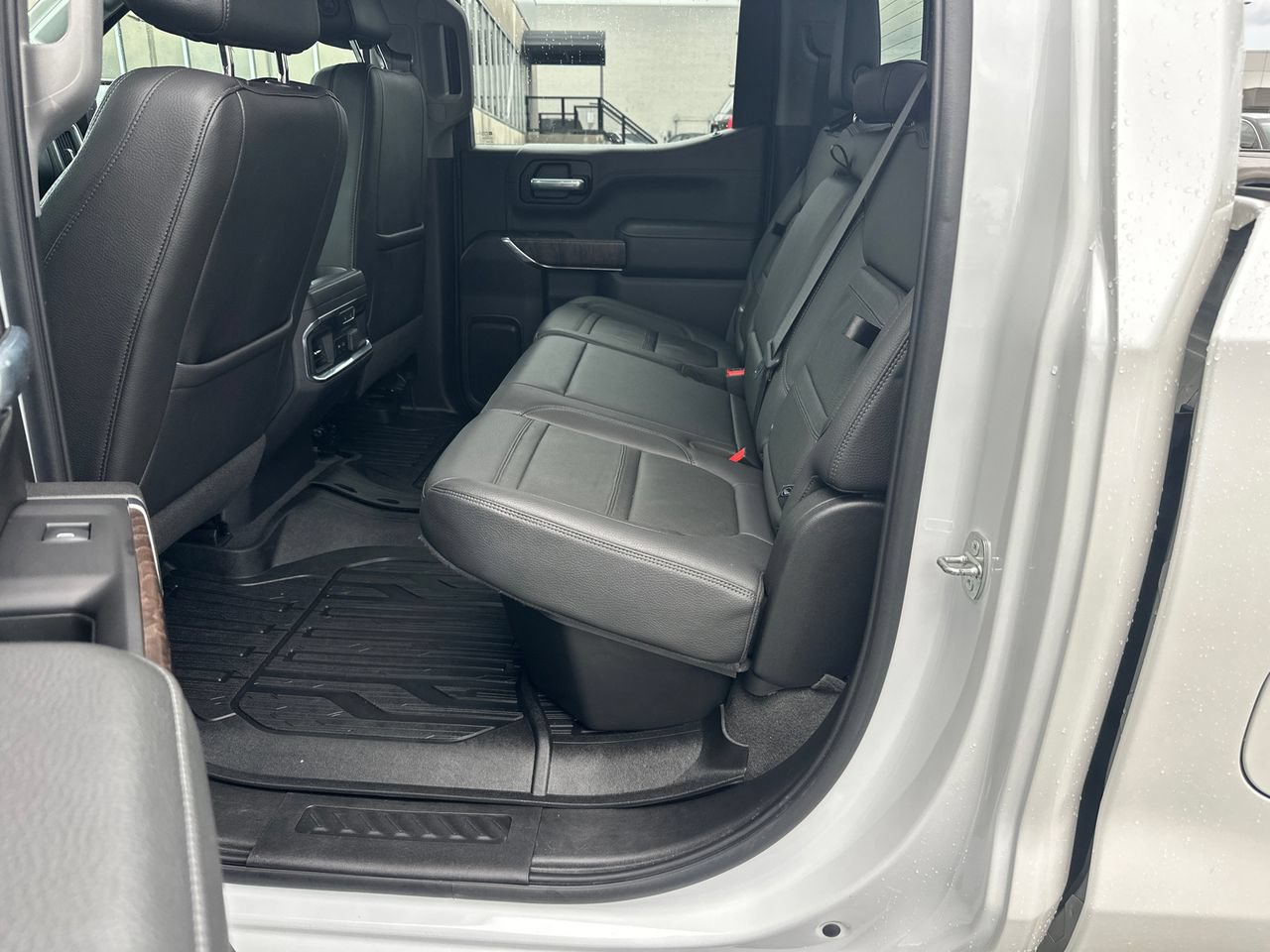 Used 2021 GMC Sierra 1500 Denali w/ Denali Ultimate Package AWD/4WD image 23