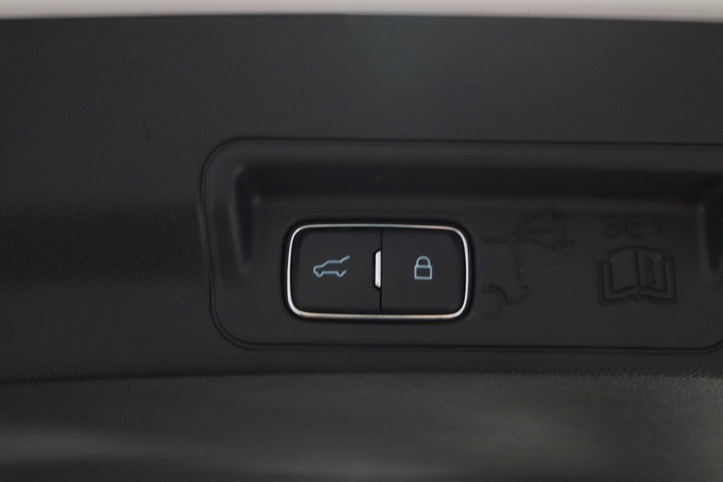 Certified 2025 Ford Explorer ST image 20