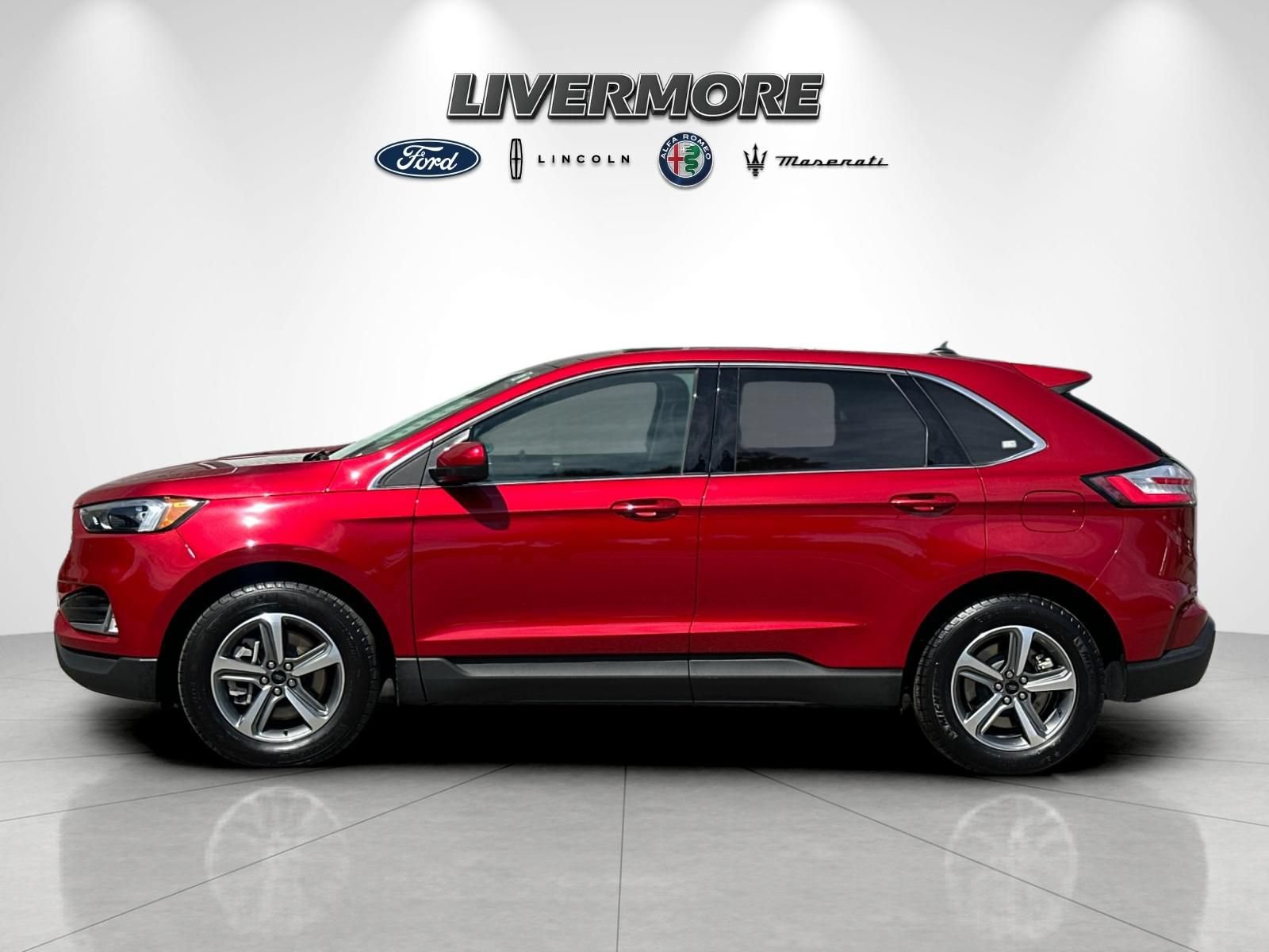 Certified 2024 Ford Edge SEL w/ Convenience Package AWD/4WD image 6