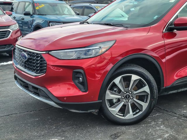 Certified 2024 Ford Escape Platinum image 2