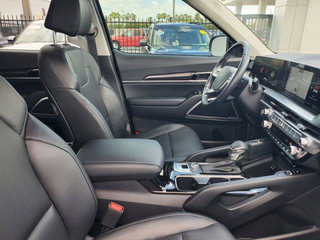Used 2023 Kia Telluride S AWD/4WD image 36