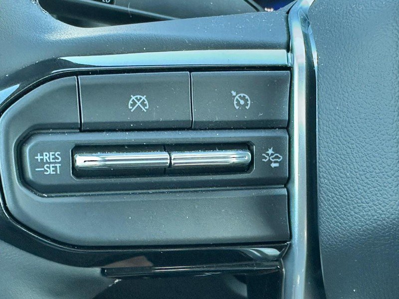 Used 2025 Chevrolet Colorado ZR2 w/ Technology Package image 20