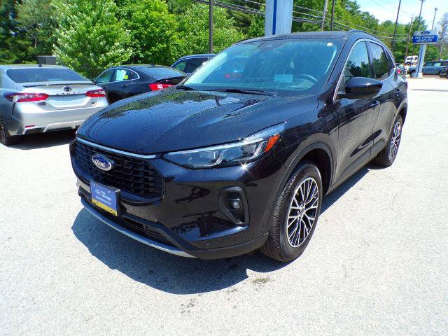 Certified 2024 Ford Escape SE w/ PHEV Premium Package FWD image 3