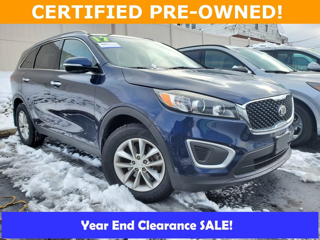 Used 2017 Kia Sorento LX image 1
