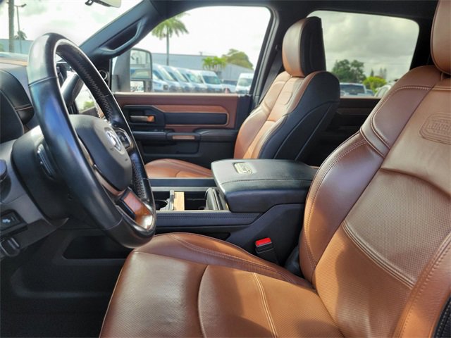 Used 2023 RAM 3500 Limited image 19