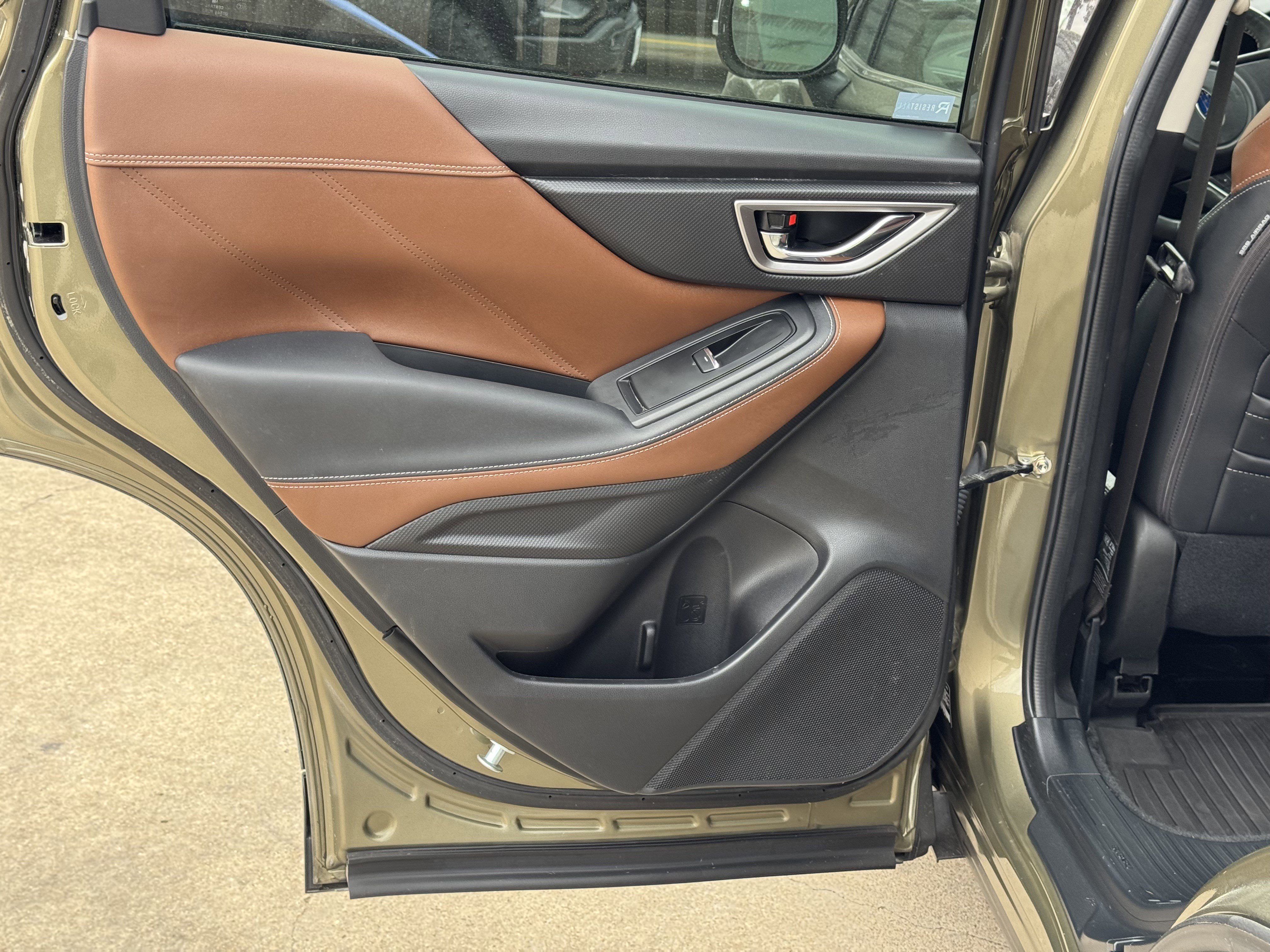 Used 2022 Subaru Forester Touring w/ Popular Package #2 image 18