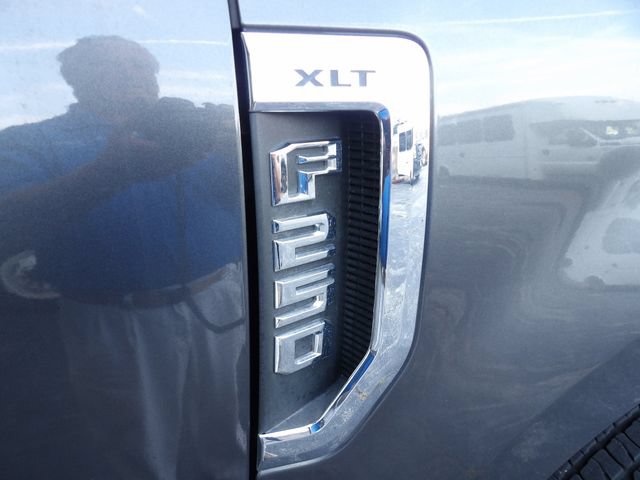 Certified 2017 Ford F250 XLT w/ XLT Value Package AWD/4WD image 17