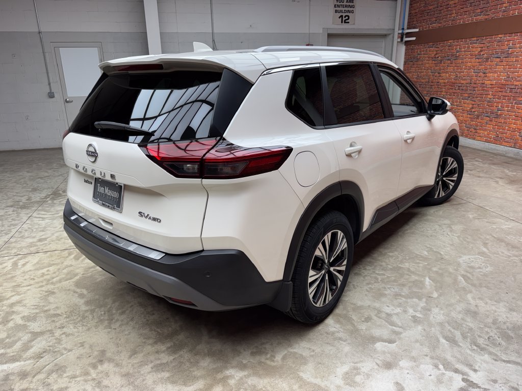 Used 2023 Nissan Rogue SV w/ SV Premium B Package AWD/4WD image 6