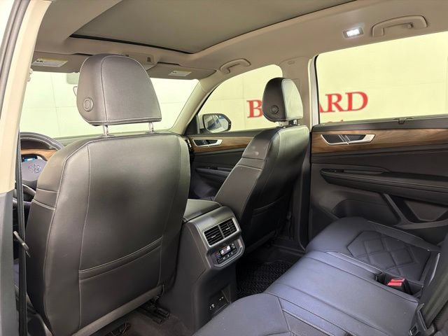 Used 2024 Volkswagen Atlas SE FWD image 14