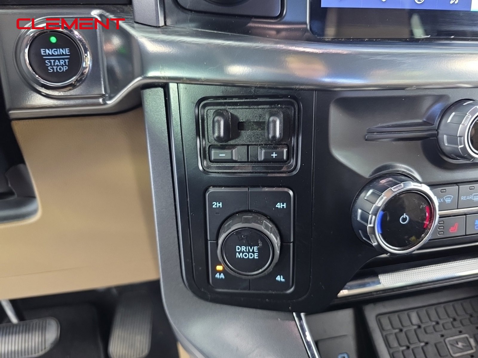 Certified 2023 Ford F150 Lariat w/ Equipment Group 502A High image 19