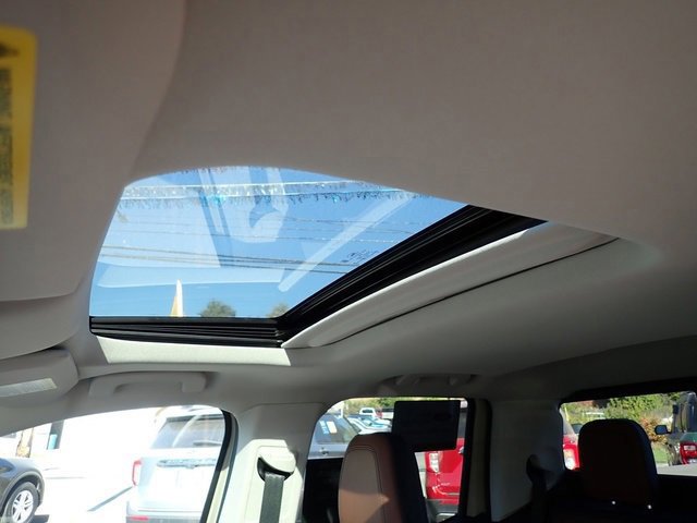 Certified 2024 Ford Maverick Lariat image 25