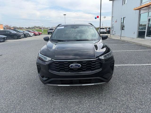Certified 2025 Ford Escape ST-Line image 2
