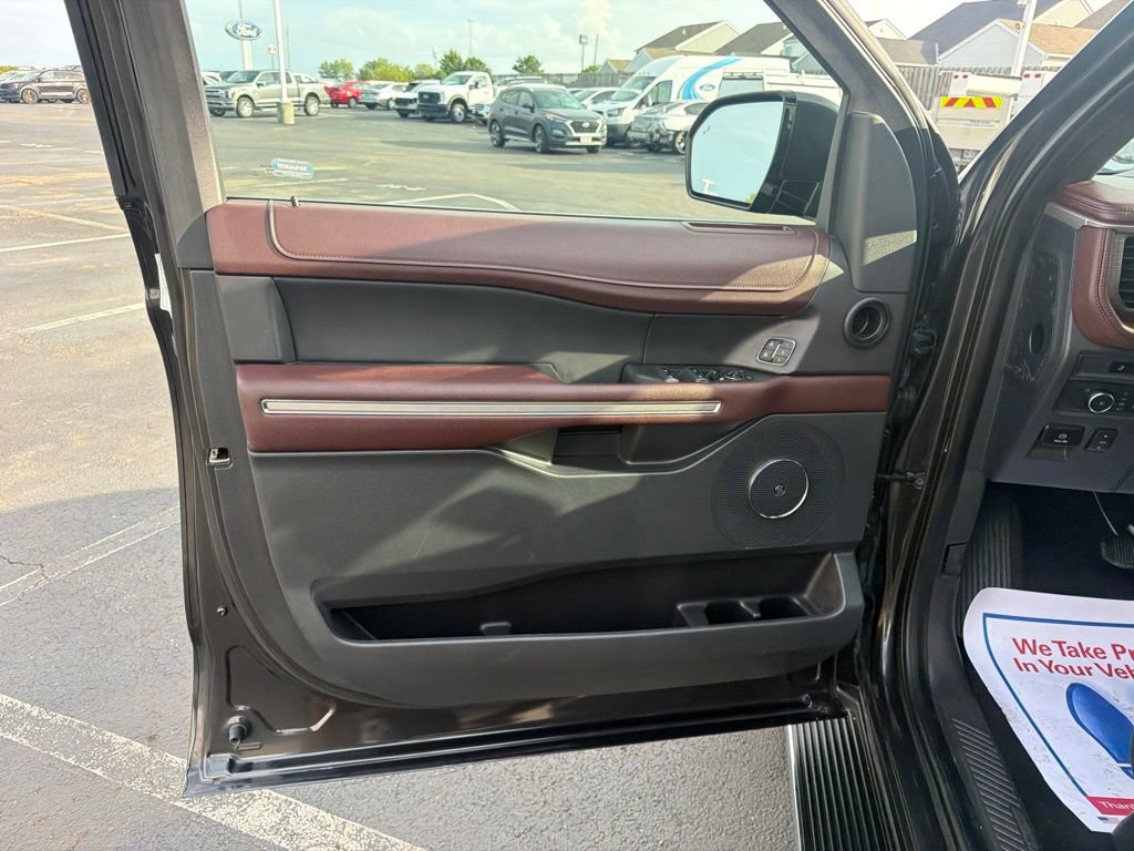 Certified 2022 Ford Expedition Limited AWD/4WD image 24