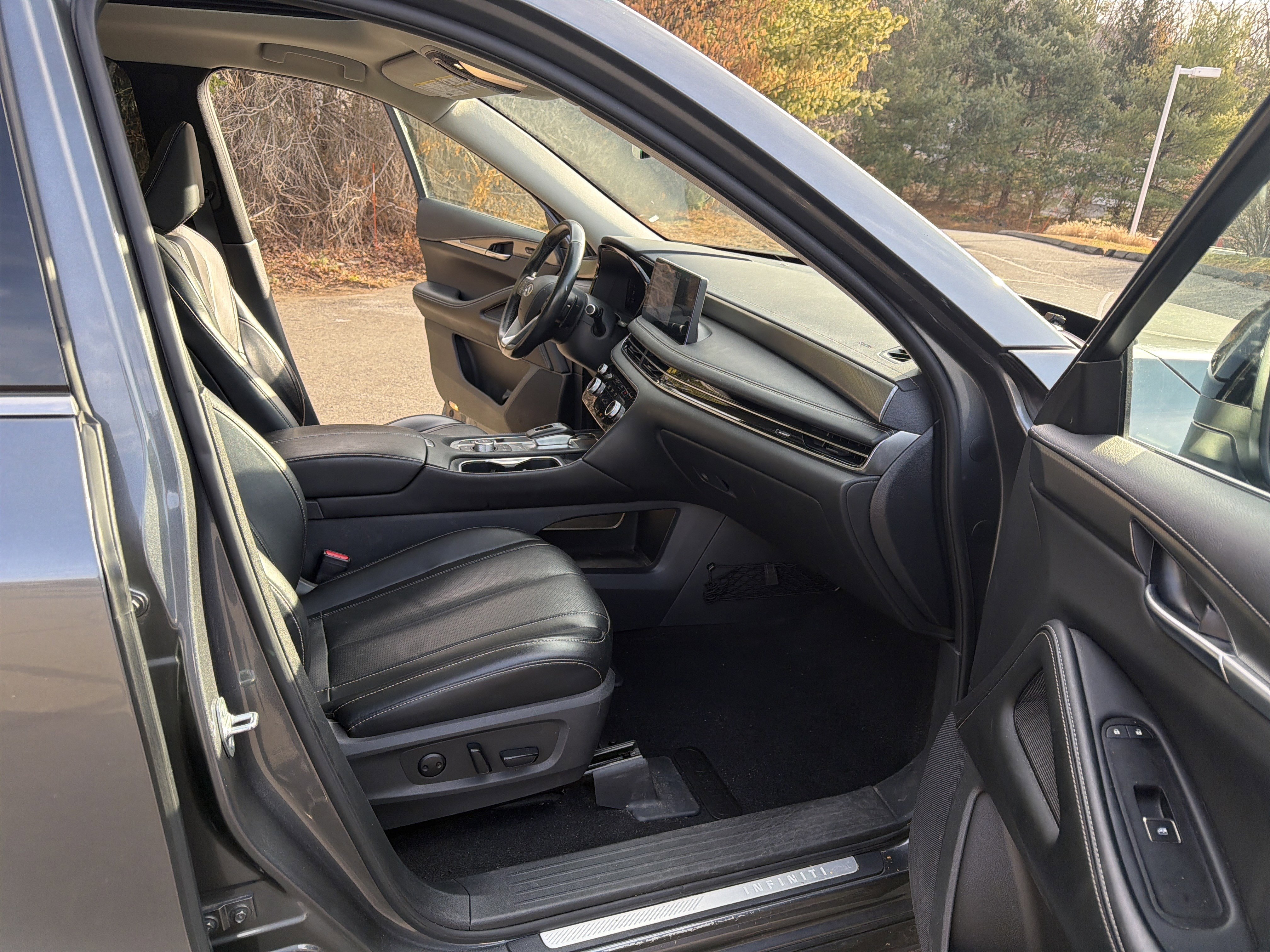 Used 2023 INFINITI QX60 Luxe w/ Cargo Package image 24