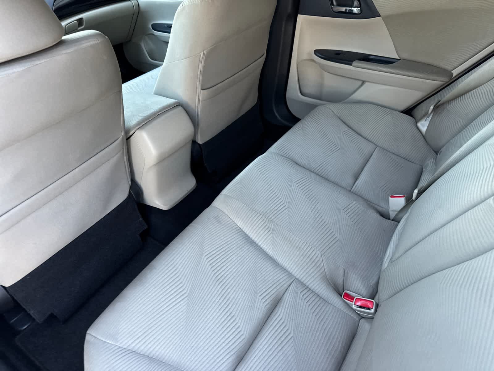Used 2017 Honda Accord LX image 4