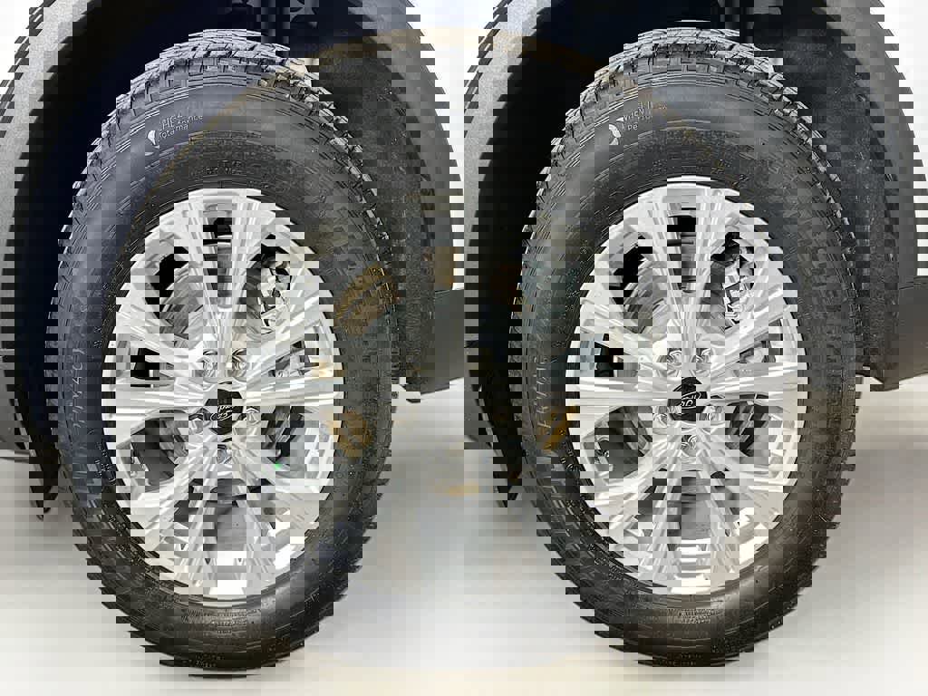 Certified 2024 Ford Escape Active image 11