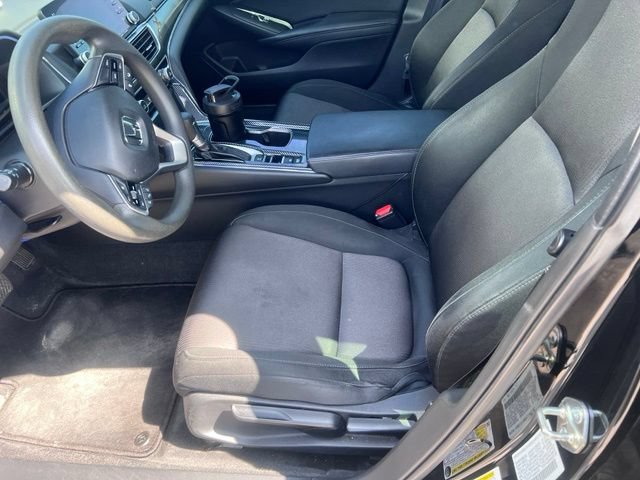 Used 2018 Honda Accord LX image 4
