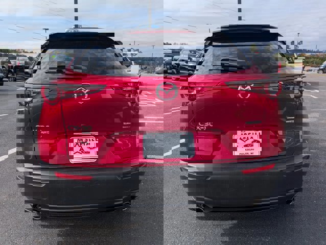 Used 2023 MAZDA CX-30 AWD 2.5 S w/ Premium Package image 4