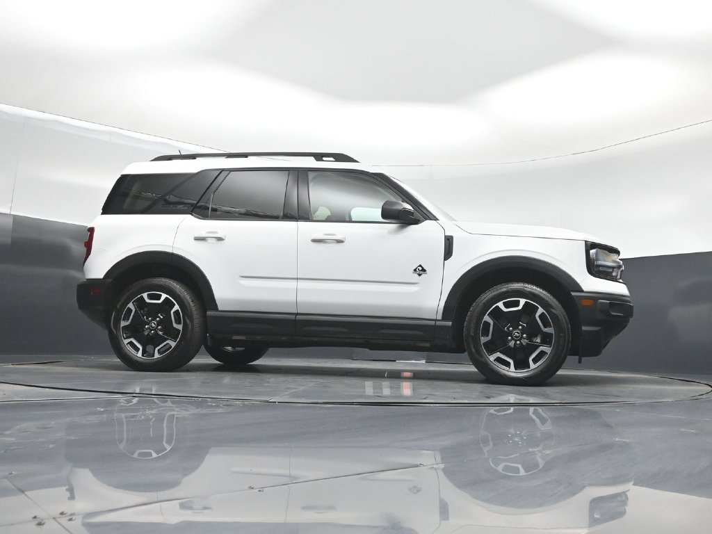 Certified 2023 Ford Bronco Sport Outer Banks w/ Tech Package AWD/4WD image 43
