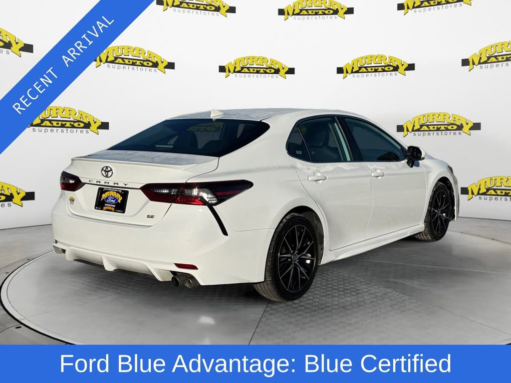Used 2024 Toyota Camry SE image 5