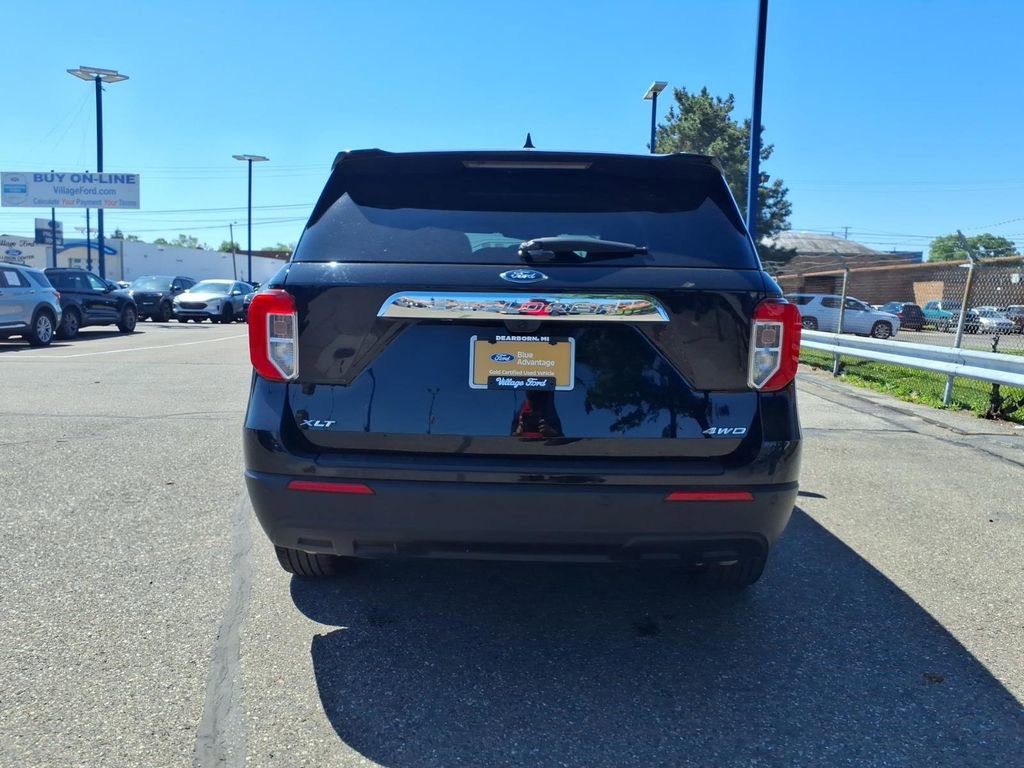 Certified 2024 Ford Explorer XLT AWD/4WD image 7