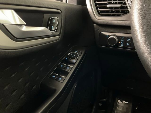 Certified 2020 Ford Escape SE image 19