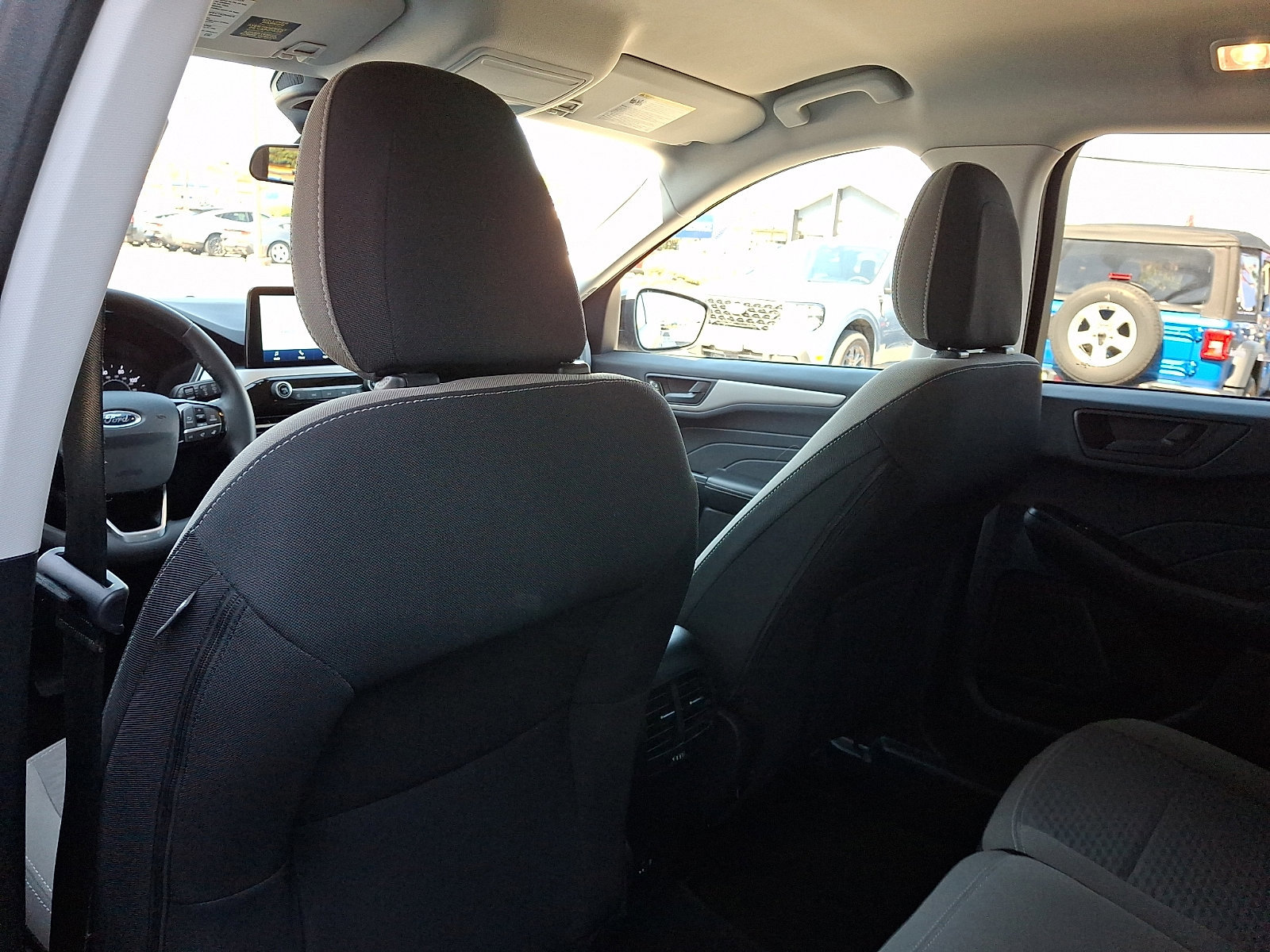 Certified 2022 Ford Escape SE w/ SE Sport Appearance Package image 12