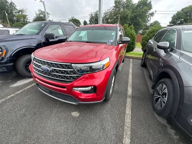 Certified 2022 Ford Explorer XLT w/ Equipment Group 202A AWD/4WD image 17