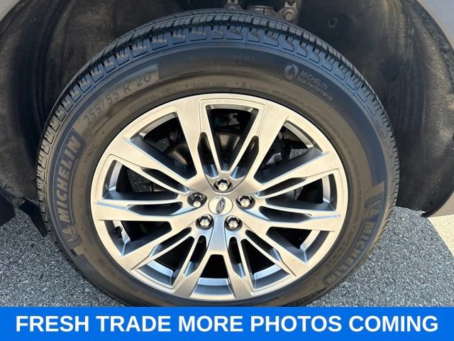 Certified 2025 Ford Explorer Active w/ Active Comfort Package AWD/4WD image 4