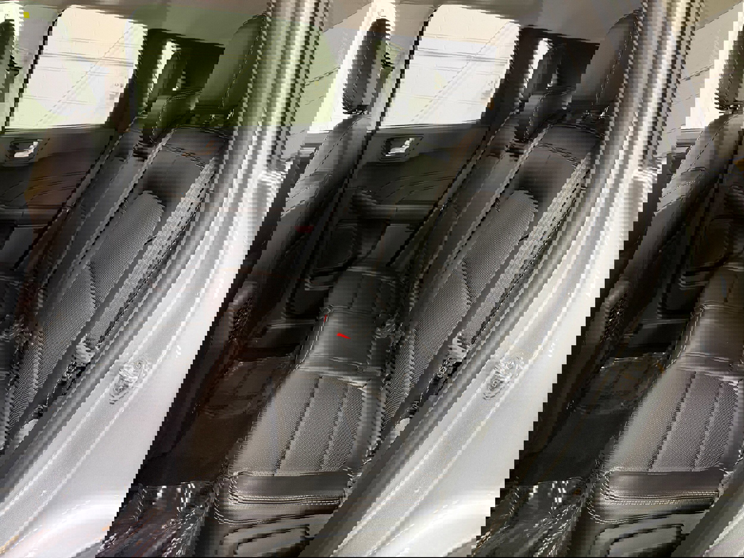 Certified 2022 Ford Escape Titanium image 12