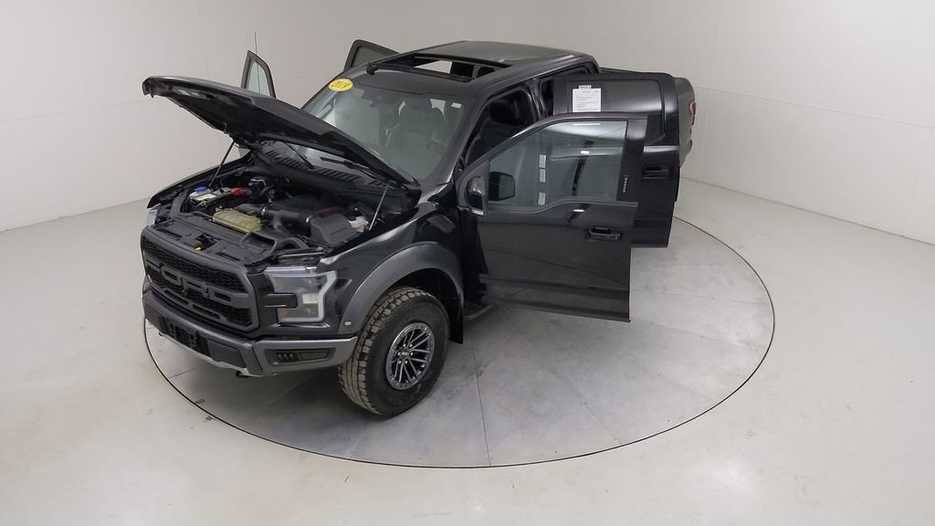 Certified 2019 Ford F150 Raptor w/ Equipment Group 802A Luxury image 58