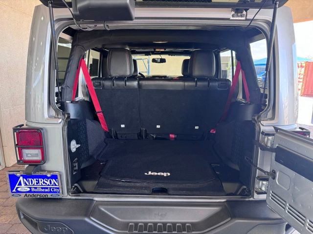 Used 2017 Jeep Wrangler Unlimited Rubicon AWD/4WD image 19