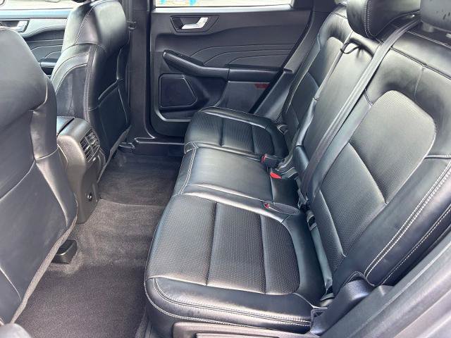 Certified 2023 Ford Escape Platinum AWD/4WD image 16